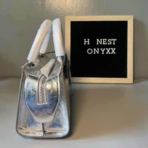 Brandon Blackwood cracked metal Arlen Bag - Picture 7 of 8